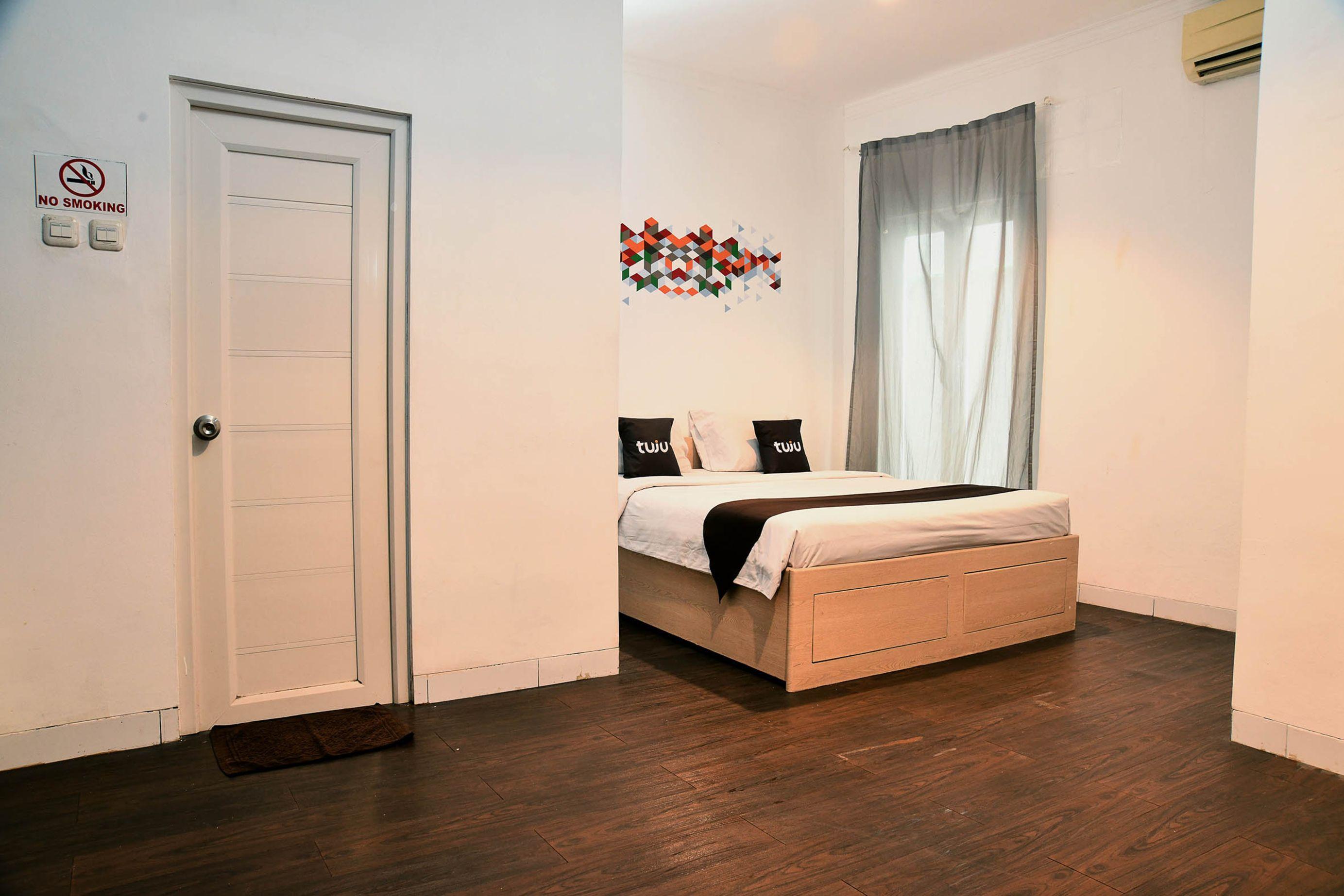 ทูจู อาบูเซริน ชาเรียะห์ Hotel จาการ์ตา ภายนอก รูปภาพ