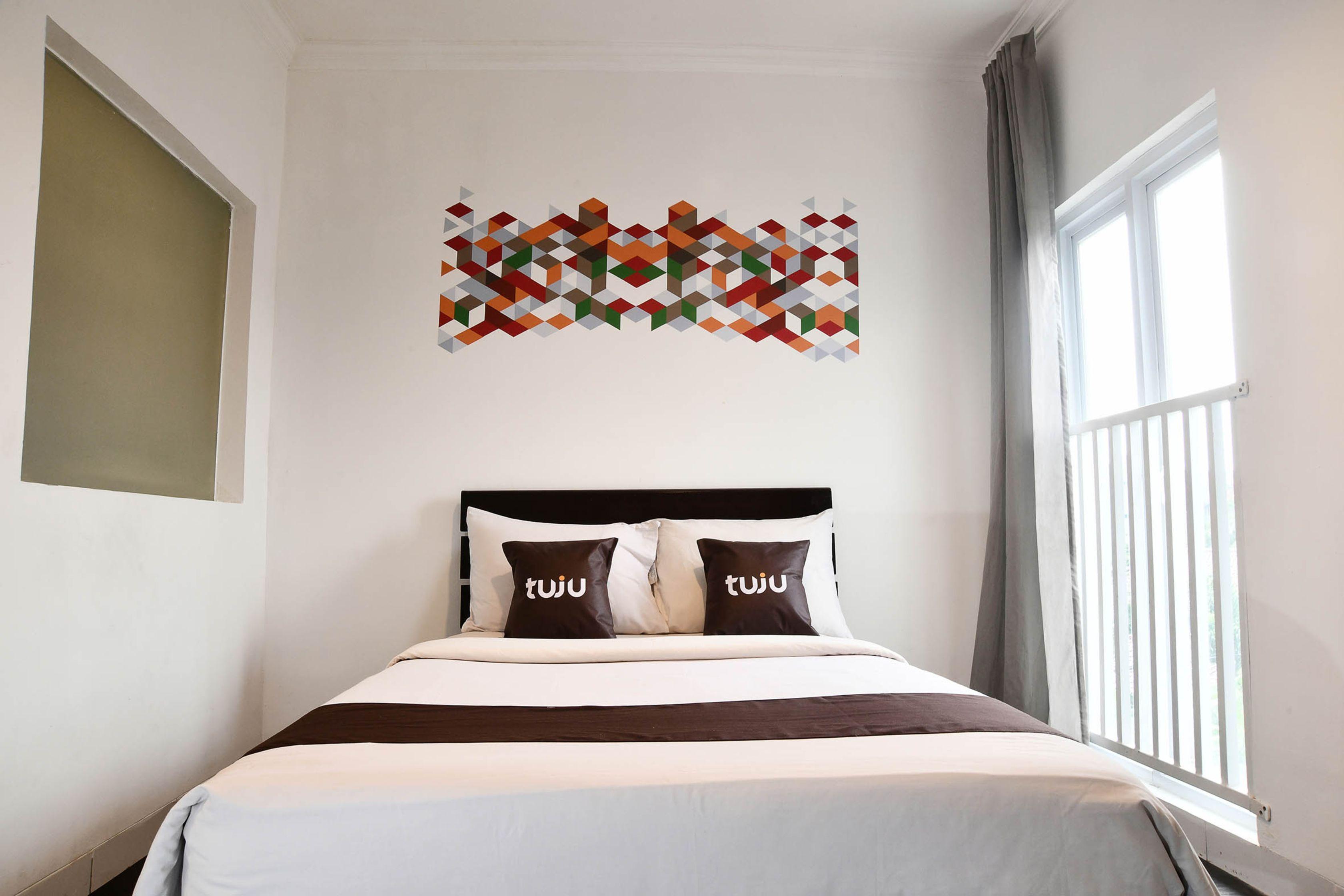 ทูจู อาบูเซริน ชาเรียะห์ Hotel จาการ์ตา ภายนอก รูปภาพ