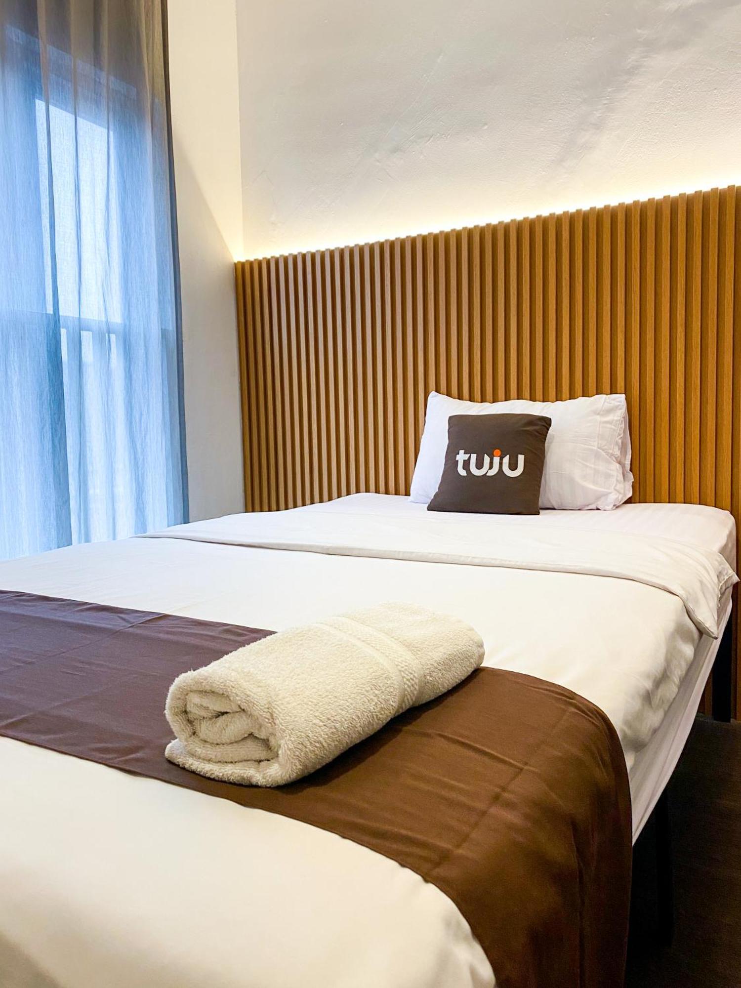 ทูจู อาบูเซริน ชาเรียะห์ Hotel จาการ์ตา ภายนอก รูปภาพ